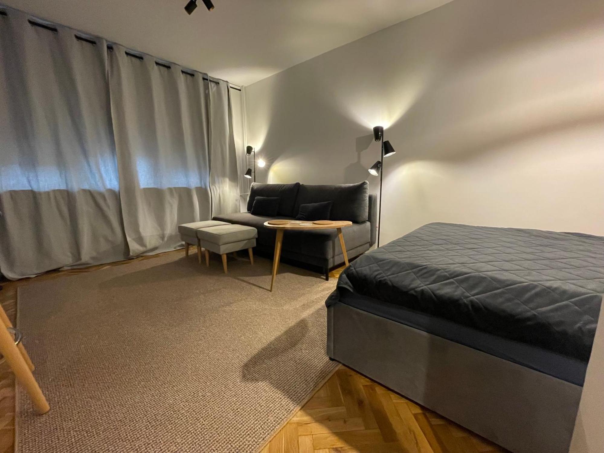 Klimatyczna Kawalerka W Centrum Apartamento